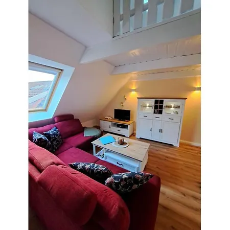 Сasa de vacaciones In With Balcony Ditzum