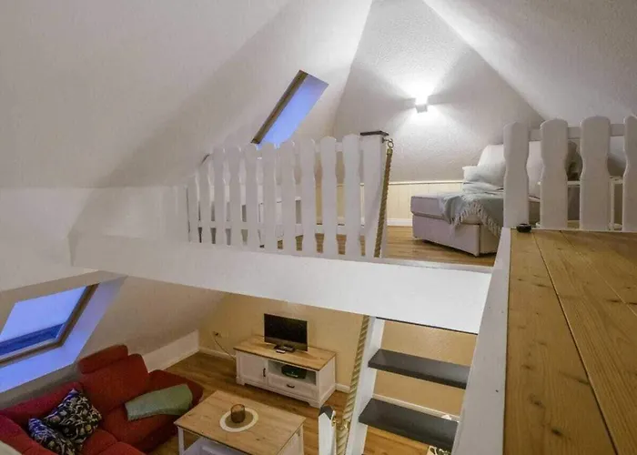 בית נופש In With Balcony